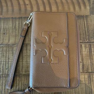 Tory Burch leather Wristlet